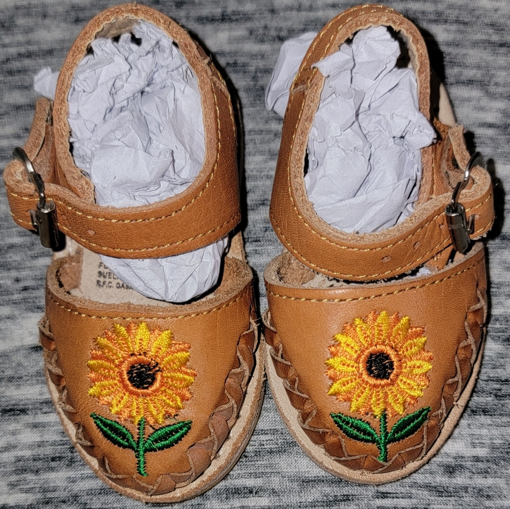 Genuine leather baby sandals